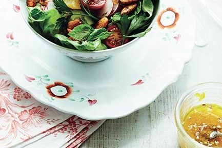 FATTOUSH WITH SPICED ALMONDS